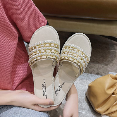 Papuci moderni de dama cu talpa plate si perle