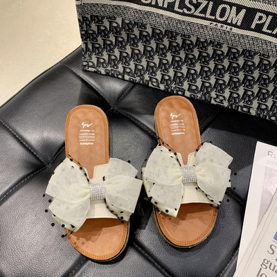 Model nou de papuci de dama cu panglica, pietre si tul