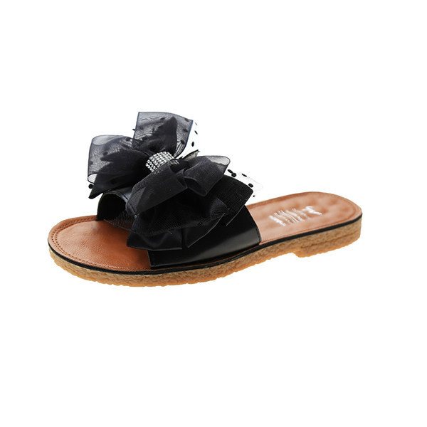 Model nou de papuci de dama cu panglica, pietre si tul