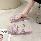 Model nou de papuci de dama din imitatie de piele cu bretele