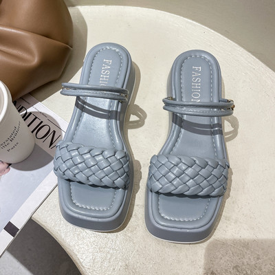 Model nou de papuci de dama din imitatie de piele cu bretele