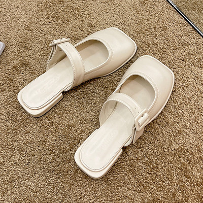 Νέο μοντέλο κλειστές παντόφλες από οικολογικό δέρμα με αγκράφα