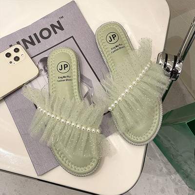 Model nou de papuci de dama cu perle si tul