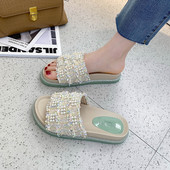 Model nou de papuci de dama cu perle potriviti pentru vara