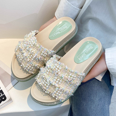 Model nou de papuci de dama cu perle potriviti pentru vara