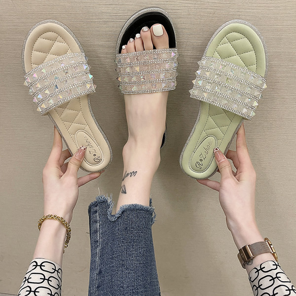 Papuci moderni de dama cu pietre si talpa plata