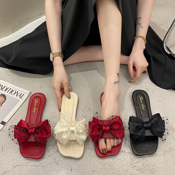 Papuci de dama actuali cu panglica si tul