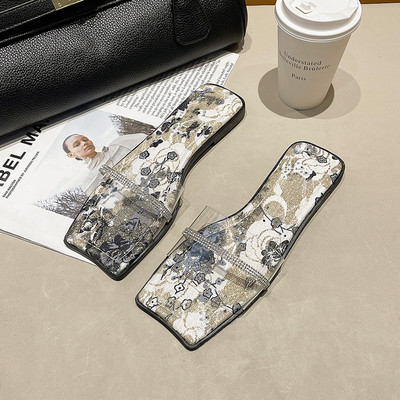 Γυναικείες παντόφλες με διακοσμητικές πέτρες