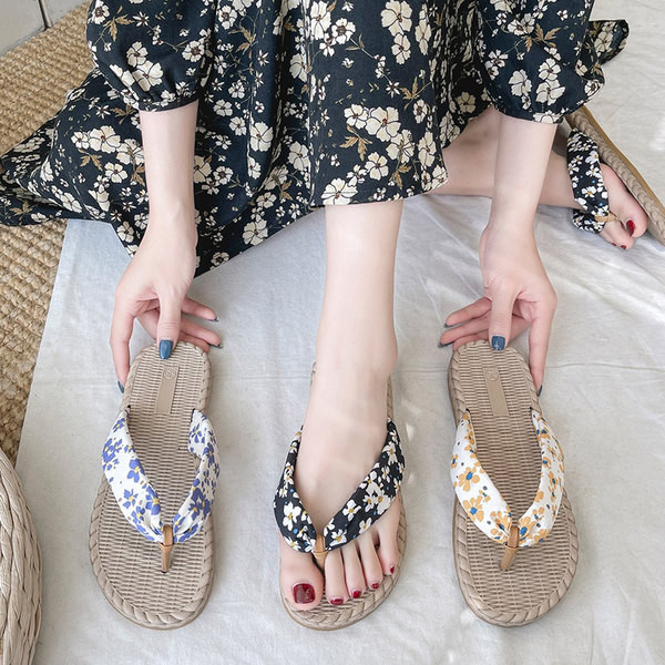 Papuci casual dama intre degete si model floral