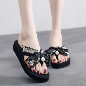 Γυναικείες παντόφλες casual με κορδέλα και πέρλες - δύο μοντέλα