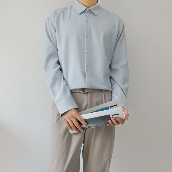 Ανδρικό μοντέρνο πουκάμισο με κουμπιά και κλασικό κολάρο