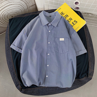 Ανδρικό πουκάμισο με κλασικό κολάρο και τσέπη - κοντά μανίκια