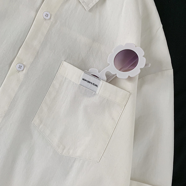 Ανδρικό πουκάμισο με κλασικό κολάρο και τσέπη - κοντά μανίκια