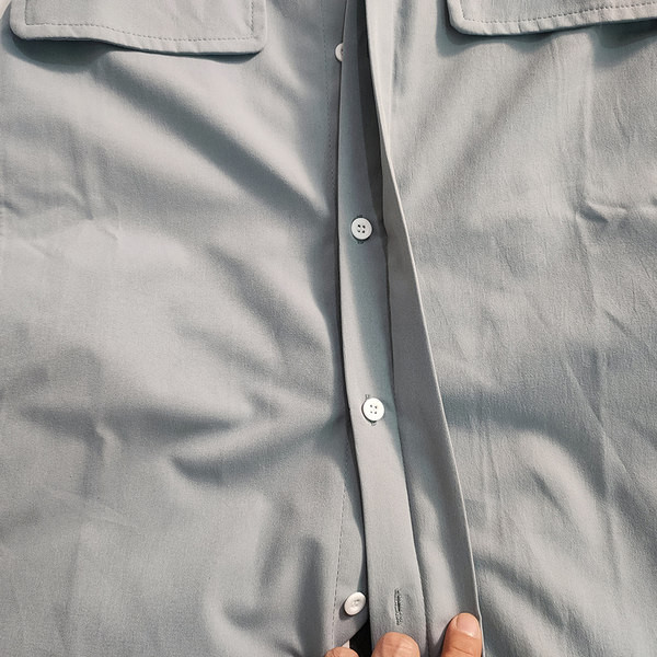 Cămașă casual pentru bărbați cu guler și nasturi clasici