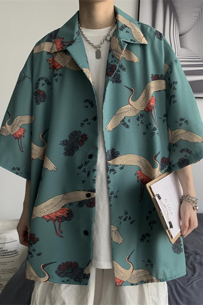 Cămașă largă de vară cu model colorat