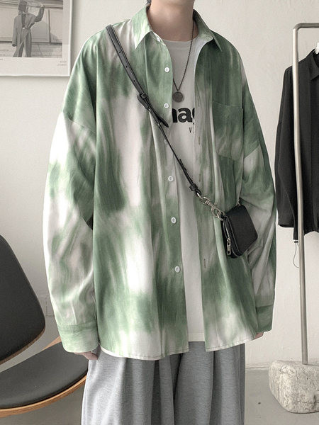 Cămașă bărbătească colorată cu nasturi și model clasic lat cu guler