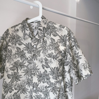 Cămașă casual pentru bărbați cu mâneci scurte și guler clasic - mai multe culori