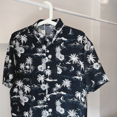 Cămașă casual pentru bărbați cu mâneci scurte și guler clasic - mai multe culori