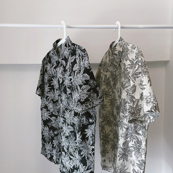 Cămașă casual pentru bărbați cu mâneci scurte și guler clasic - mai multe culori