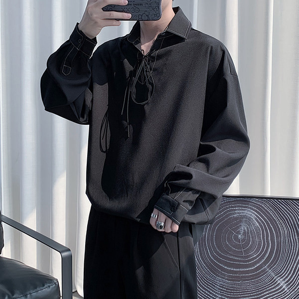 Ανδρικό πουκάμισο μοντέρνο με κορδόνια σε λευκό και μαύρο χρώμα