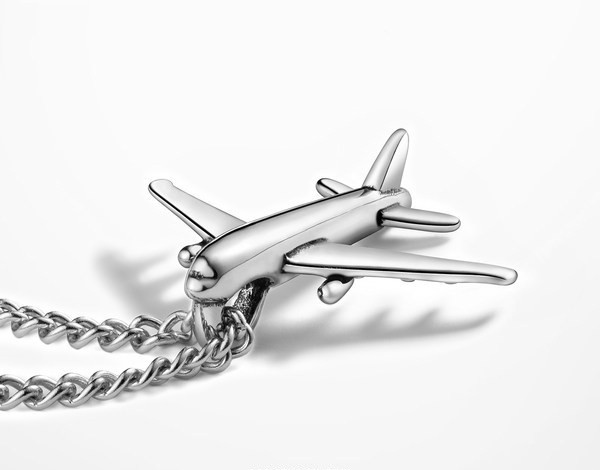 Μοντέρνα ανδρική αλυσίδα χάλυβα με μενταγιόν αεροπλάνου