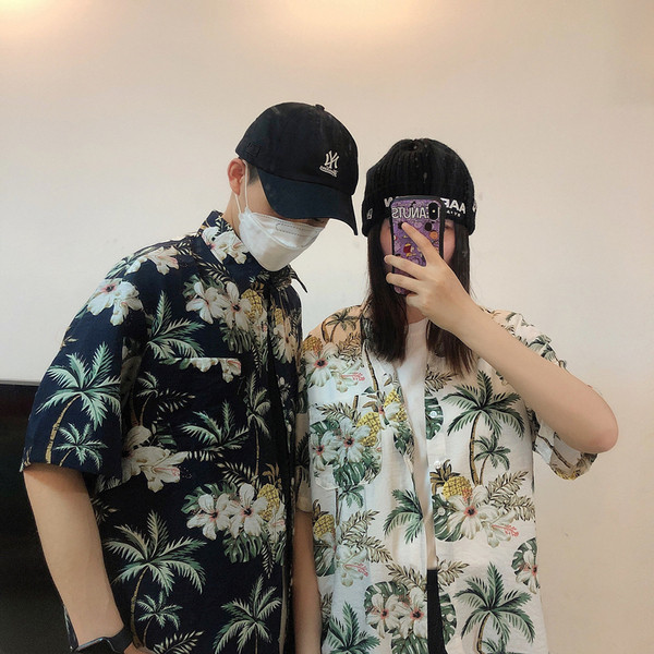 Meeste kaasaegne lillelise mustri ja klassikalise kraega särk