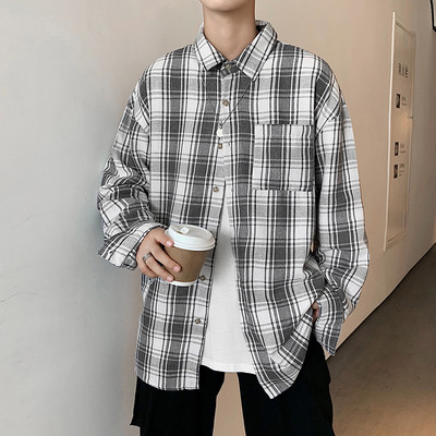 Cămașă pentru bărbați cu buzunar și emblemă