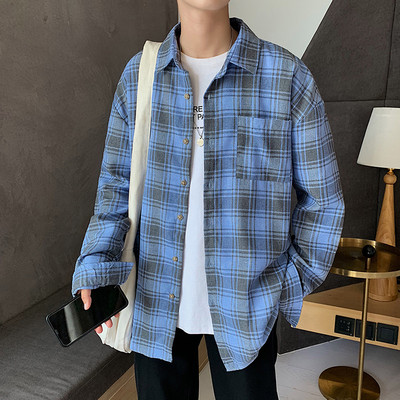 Cămașă pentru bărbați cu buzunar și emblemă