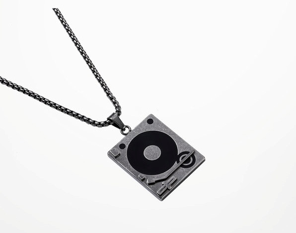 Ανδρική ατσάλινη αλυσίδα  με μενταγιόν