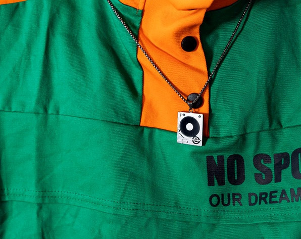 Ανδρική ατσάλινη αλυσίδα  με μενταγιόν