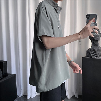 Μονό μοντέλο φαρδύ ανδρικό πουκάμισο με κοντά μανίκια