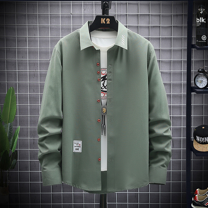 Cămașă casual pentru bărbați cu emblemă