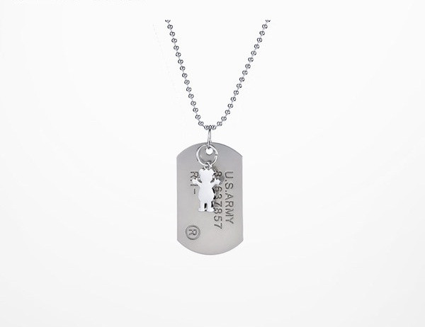 Lanț modern pentru bărbați cu pandantiv și inscripție