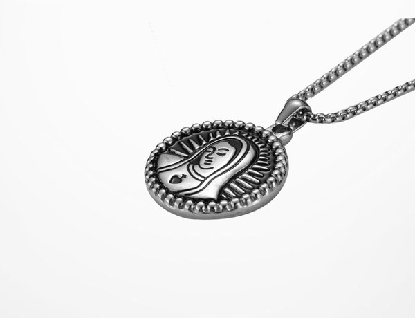 Lanț modern pentru bărbați cu pandantiv rotund