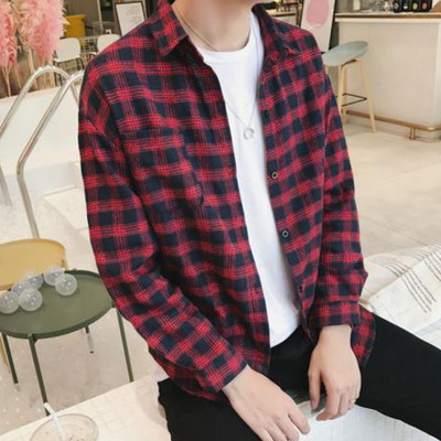 Vīriešu rūtains krekls ar garām piedurknēm un pogām