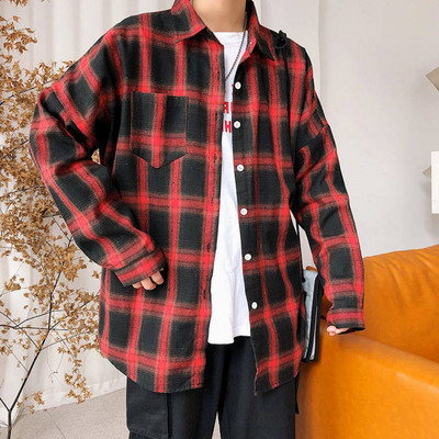 Vīriešu rūtains krekls ar garām piedurknēm un pogām