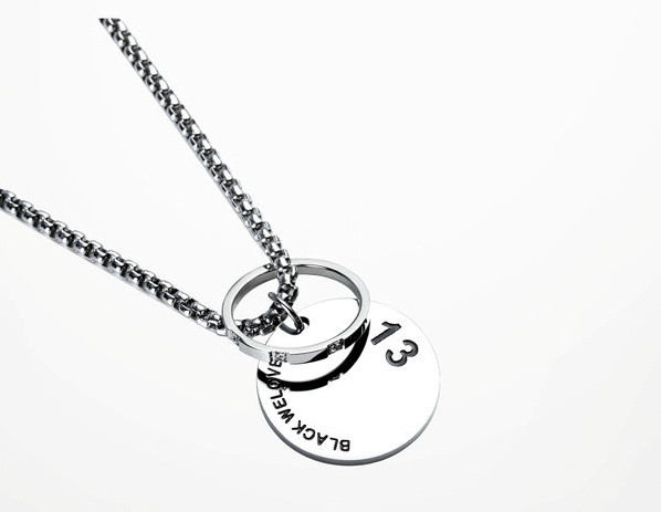 Lanț lung pentru bărbați modern cu pandantiv rotund