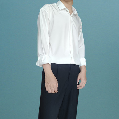 Cămașă modernă pentru bărbați cu guler clasic - două modele