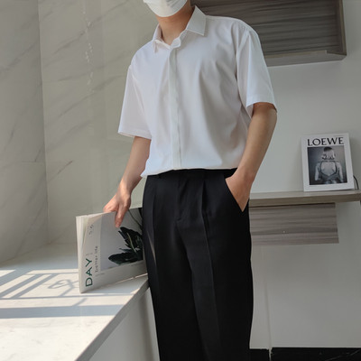 Cămașă modernă pentru bărbați cu guler clasic - două modele