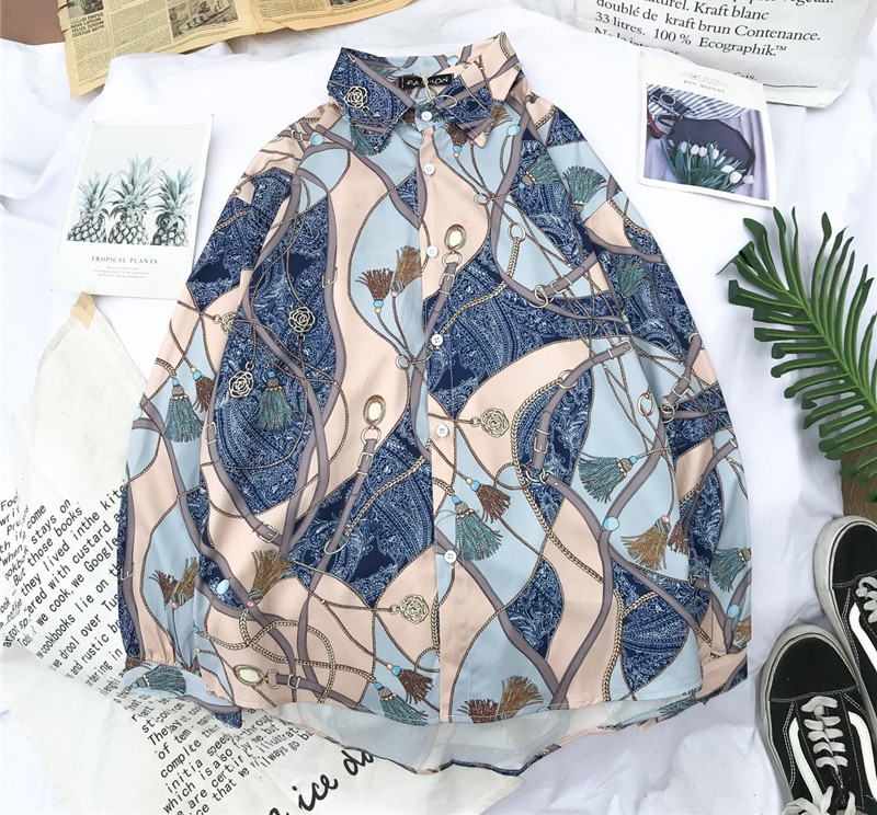 Cămașă bărbătească model larg cu guler clasic și mâneci lungi în modele colorate