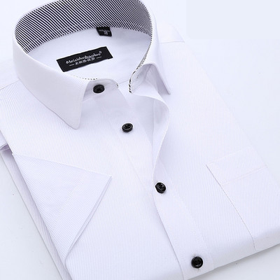 Ανδρικό πουκάμισο με κλασικό κολάρο με μακριά μανίκια και κουμπιά