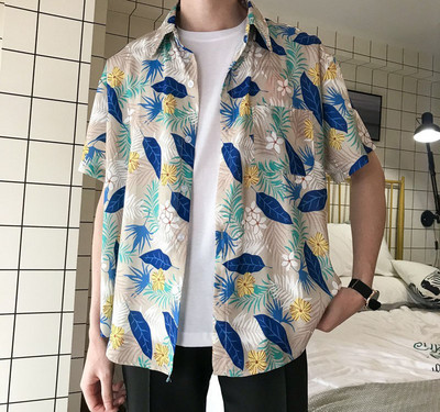 Ανδρικό κοντομάνικο πουκάμισο με φλοράλ μοτίβο