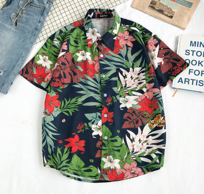 Cămașă de bărbați actuală cu mâneci scurte și nasturi