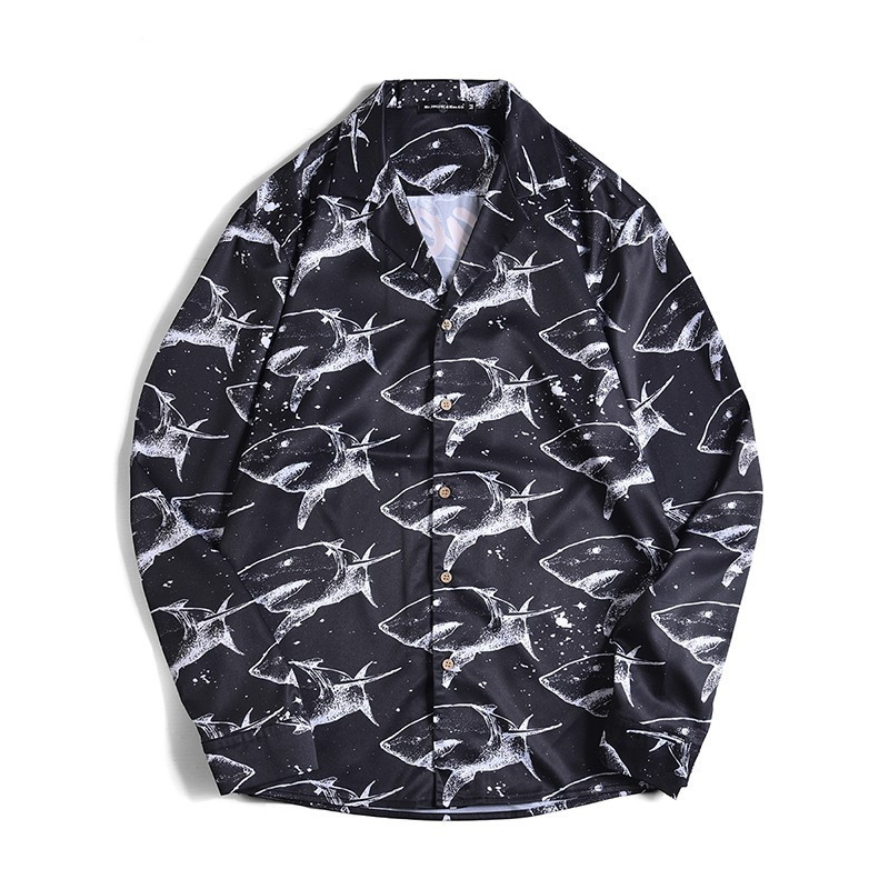 Vīriešu krekls ar krāsainu aplikāciju un garām piedurknēm