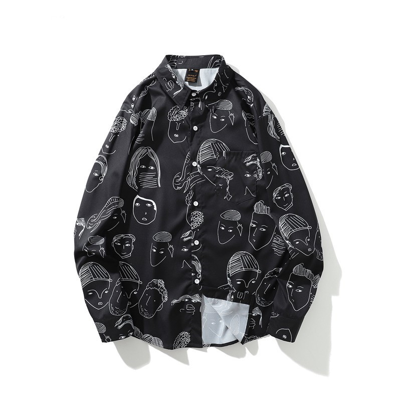 Vīriešu krekls ar aplikāciju un brīvu rakstu