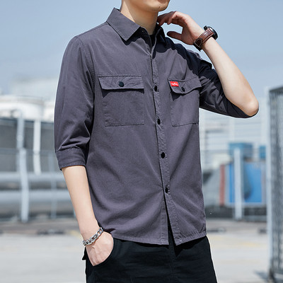 Cămașă bărbătească din bumbac cu buzunare și inscripție