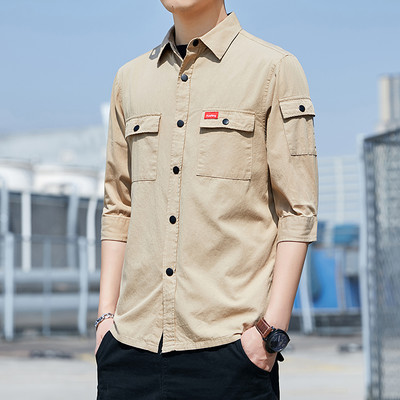 Cămașă bărbătească din bumbac cu buzunare și inscripție