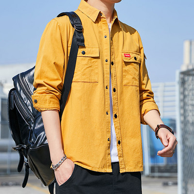 Cămașă bărbătească din bumbac cu buzunare și inscripție