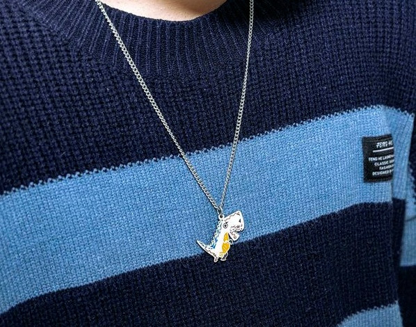 Lanț modern pentru bărbați cu pandantiv de dinozaur