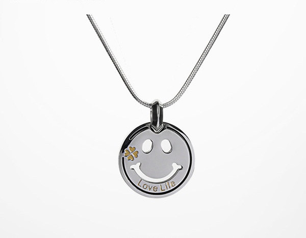 Lanț modern pentru bărbați cu pandantiv și inscripția Love Life